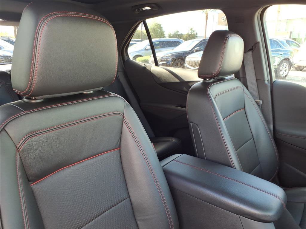 Used 2022 Chevrolet Equinox RS w/ RS Leather Package image 12