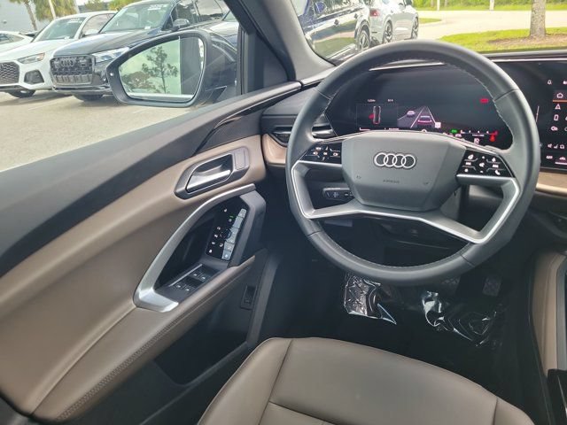 Certified 2025 Audi Q5 Premium w/ Convenience Package AWD/4WD image 13