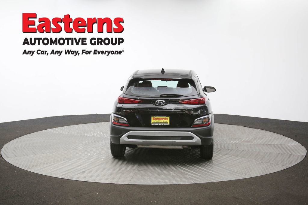 Used 2022 Hyundai Kona SE w/ Winter Weather Package image 36