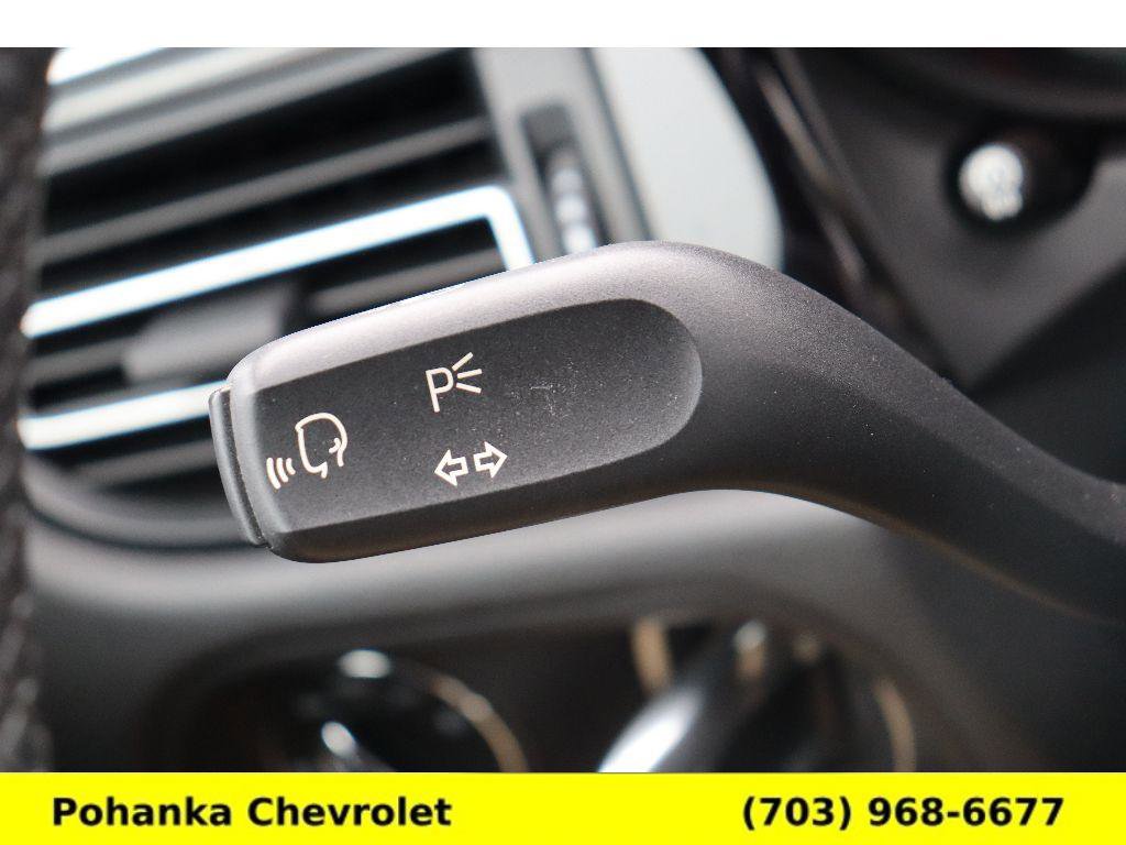 Used 2021 Porsche Macan image 10