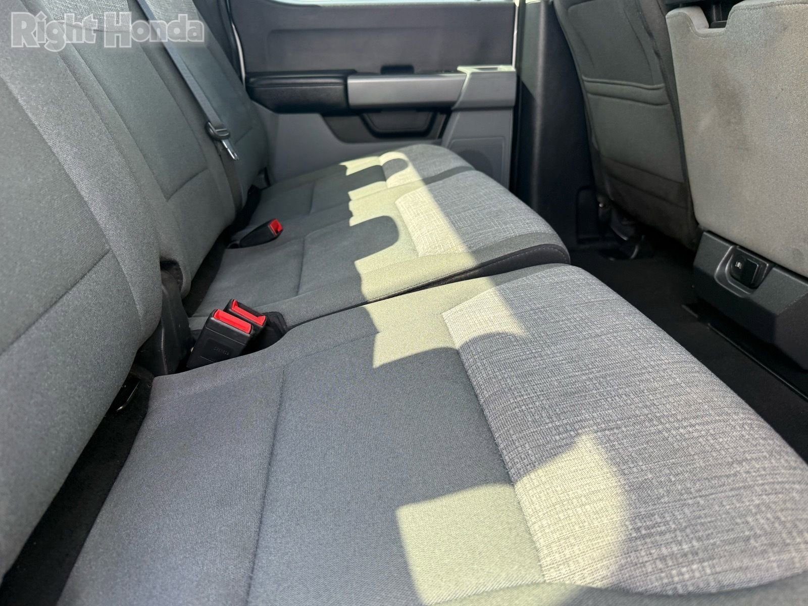 Used 2025 Ford F250 XLT image 28