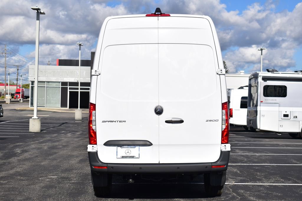 New 2025 Mercedes-Benz Sprinter 2500 image 4