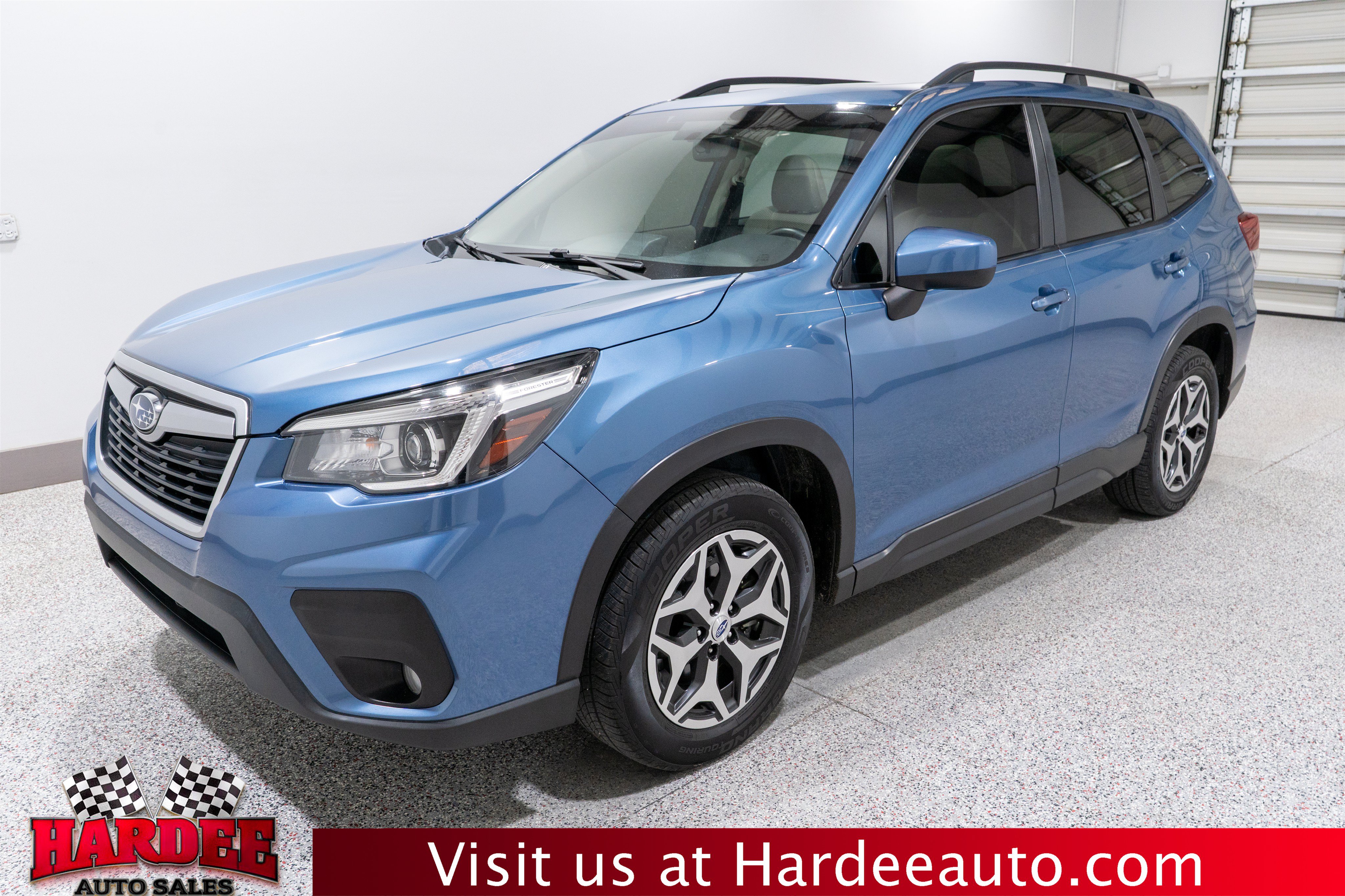 Used 2019 Subaru Forester Premium AWD/4WD image 2