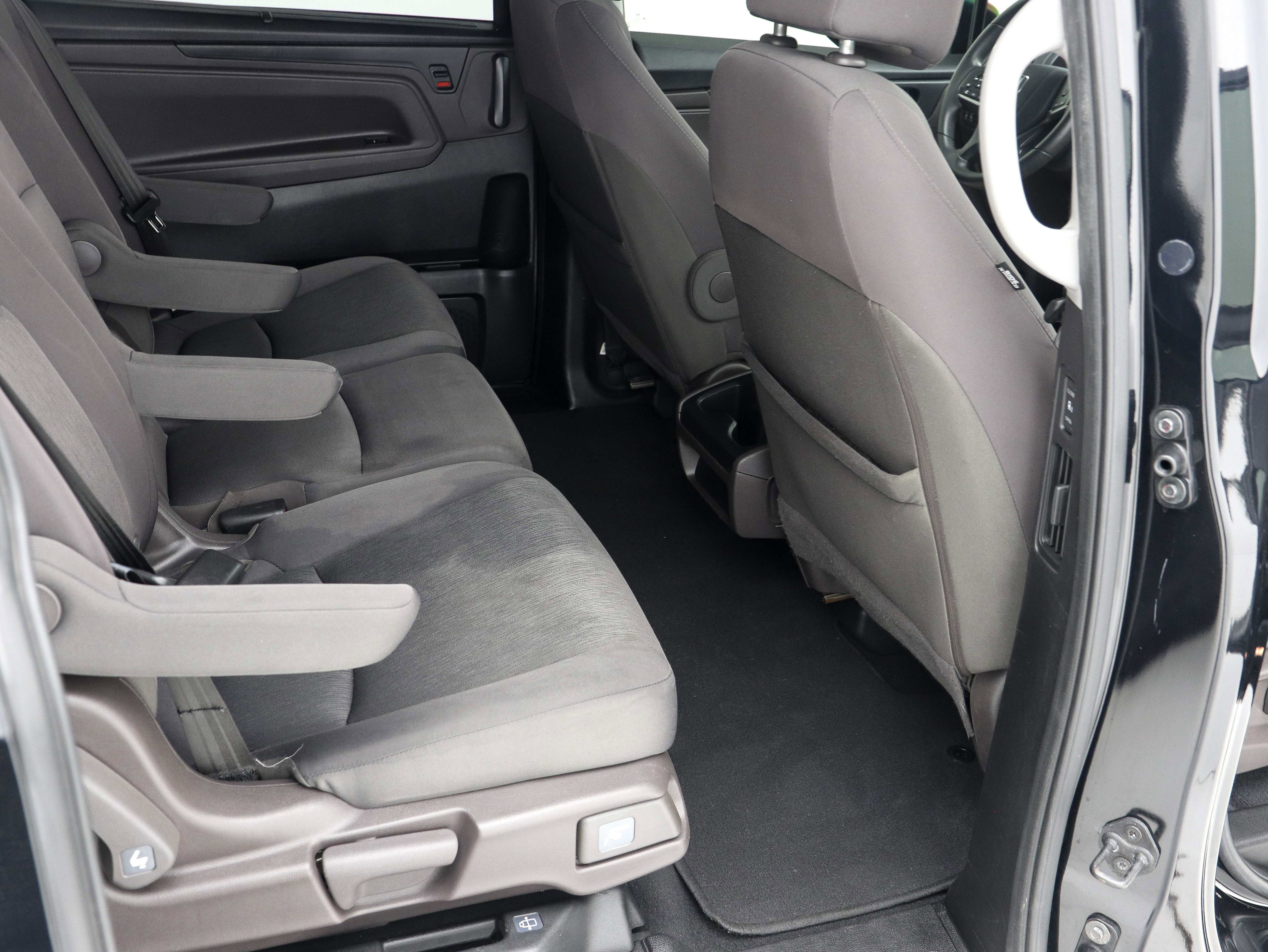 Used 2019 Honda Odyssey EX image 13