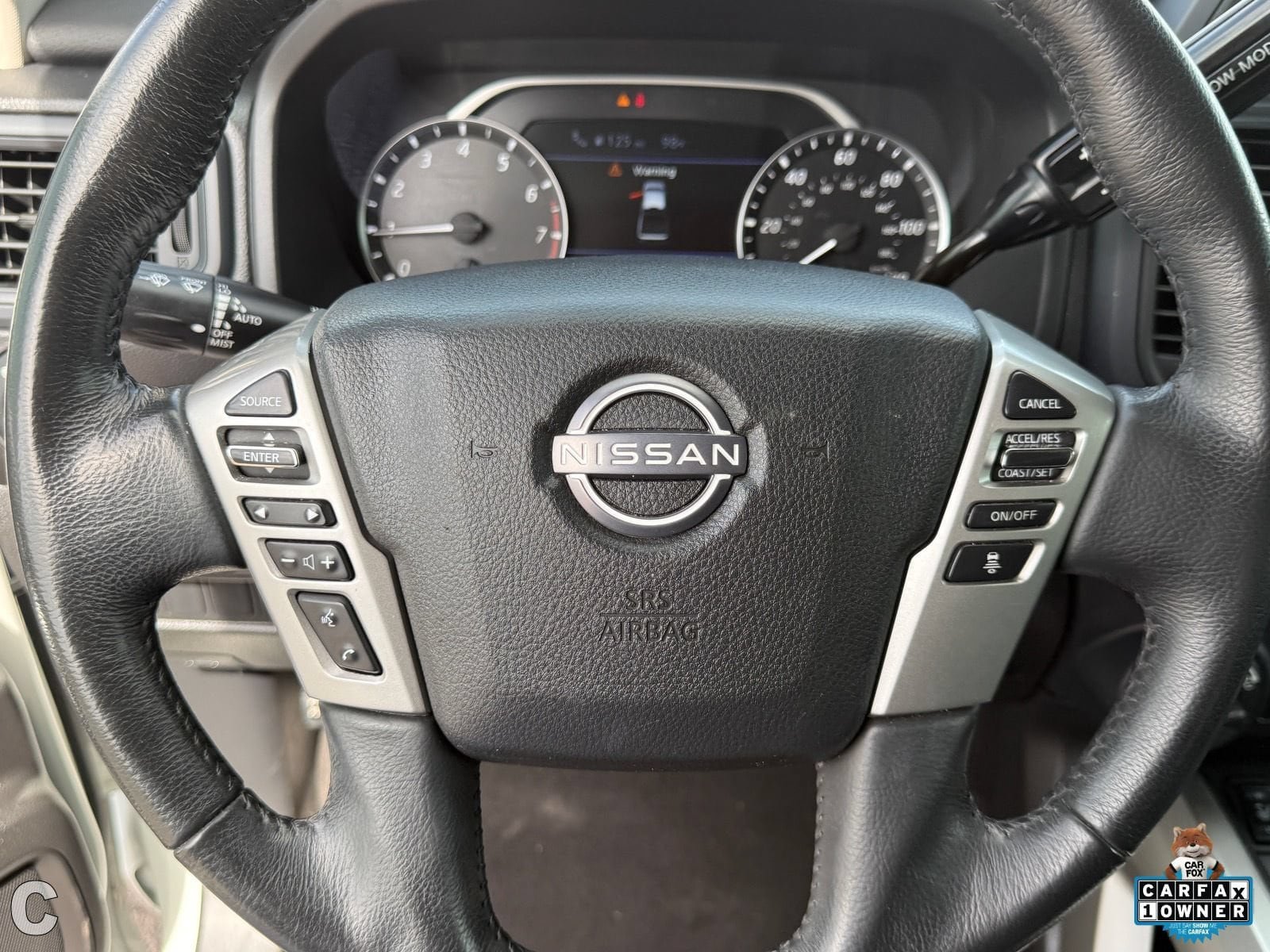 Used 2024 Nissan Titan SV w/ SV Convenience Package AWD/4WD image 15