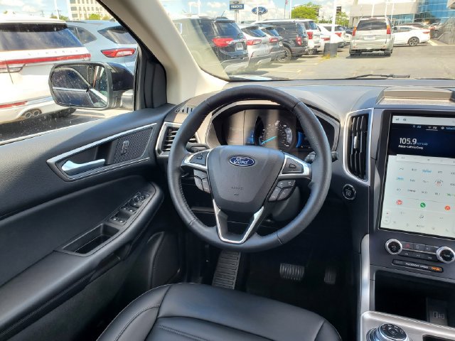 Certified 2024 Ford Edge SEL w/ Convenience Package AWD/4WD image 9