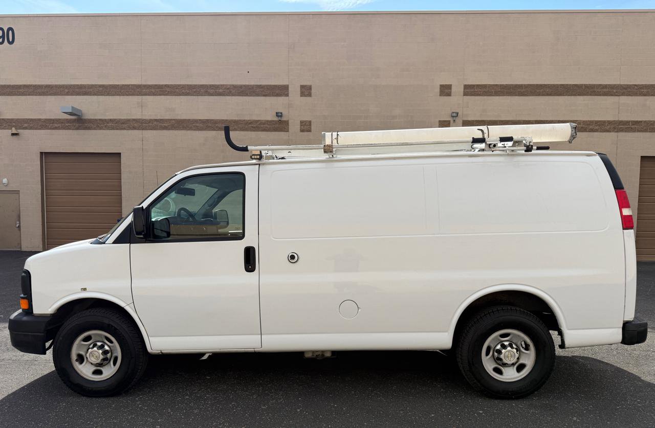 Used 2013 Chevrolet Express 2500 image 6
