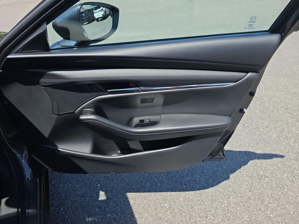 Used 2025 MAZDA MAZDA3 s FWD image 25