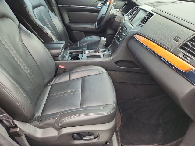 Used 2013 Lincoln MKS FWD image 26