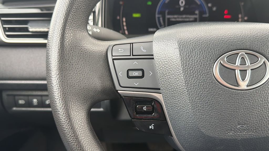 Certified 2025 Toyota Camry LE FWD image 25