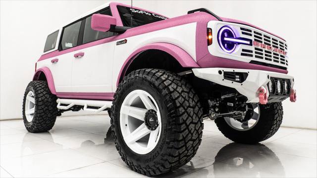 Used 2025 Ford Bronco 4-Door image 2