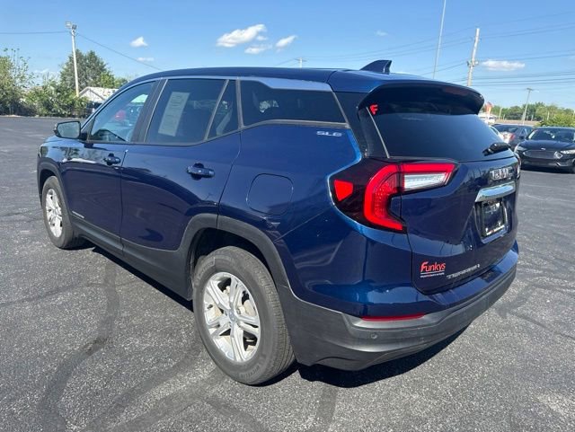 Used 2023 GMC Terrain SLE w/ LPO, Floor Liner Package FWD image 4