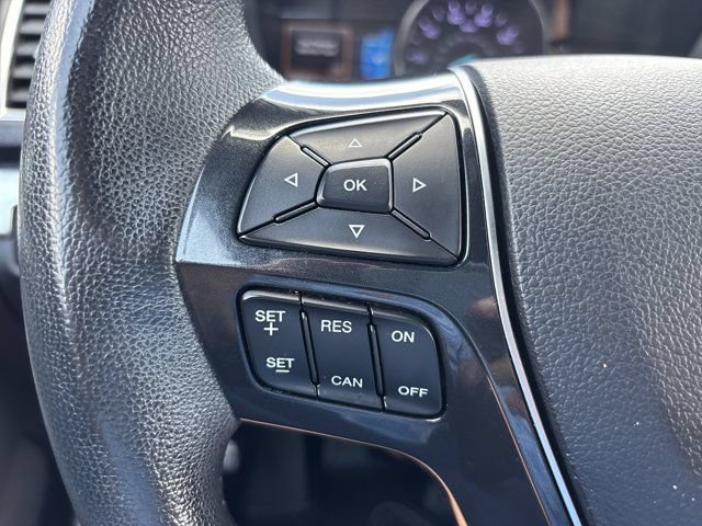 Used 2018 Ford Explorer Limited AWD/4WD image 31