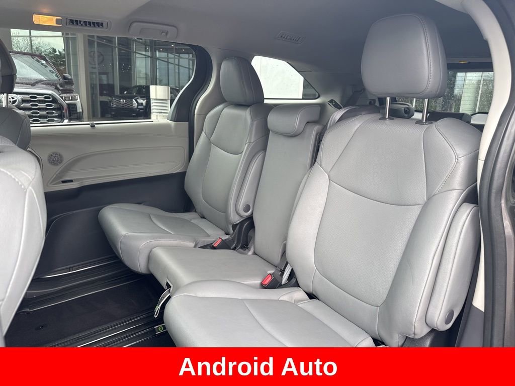 Certified 2023 Toyota Sienna XLE FWD image 16