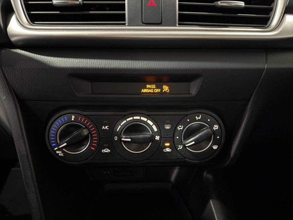 Used 2017 MAZDA MAZDA3 Sport w/ Preferred Equipment Package image 18