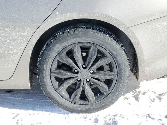 Used 2025 Chevrolet Malibu LT image 33