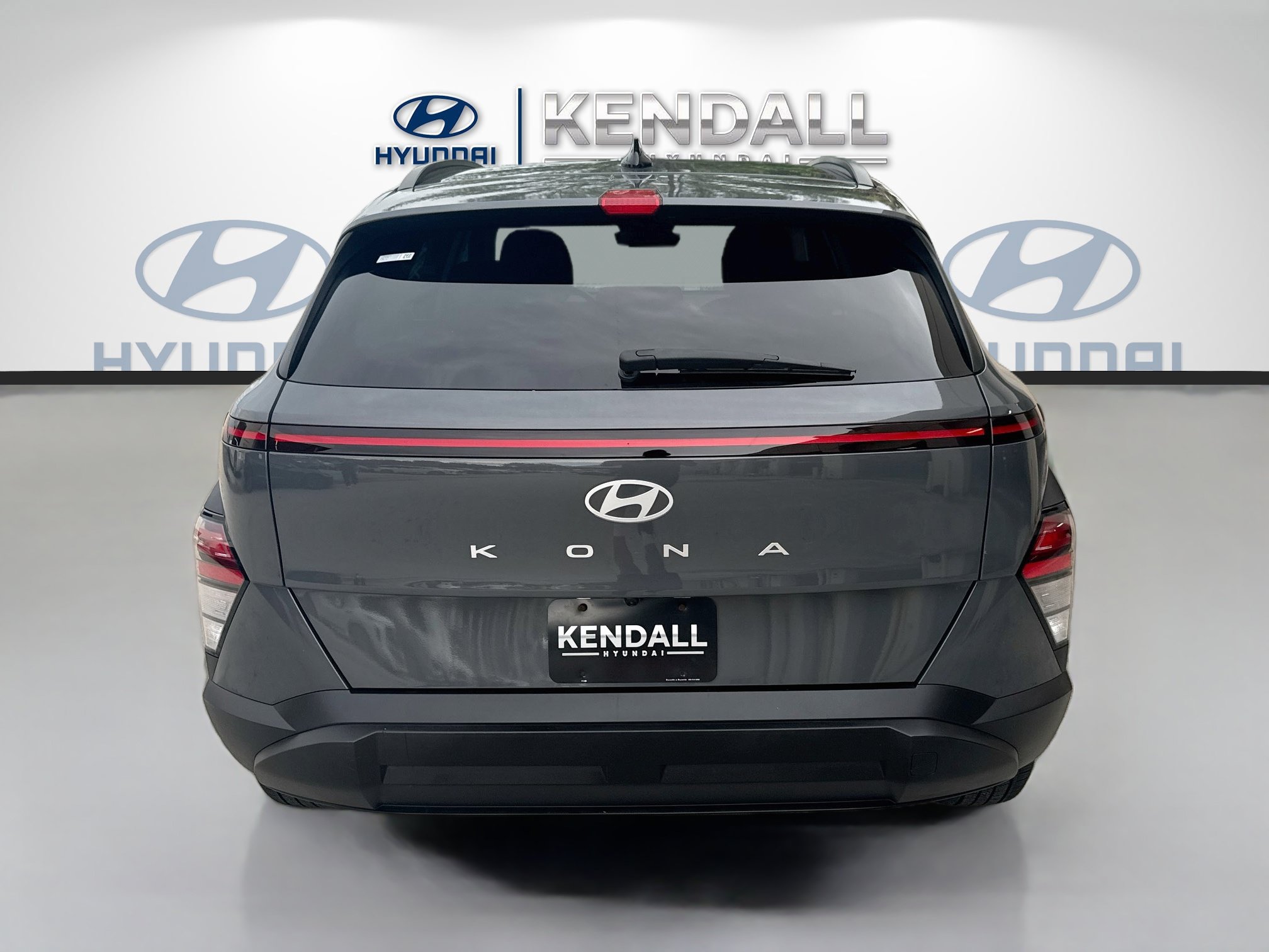 Used 2025 Hyundai Kona SEL FWD image 5