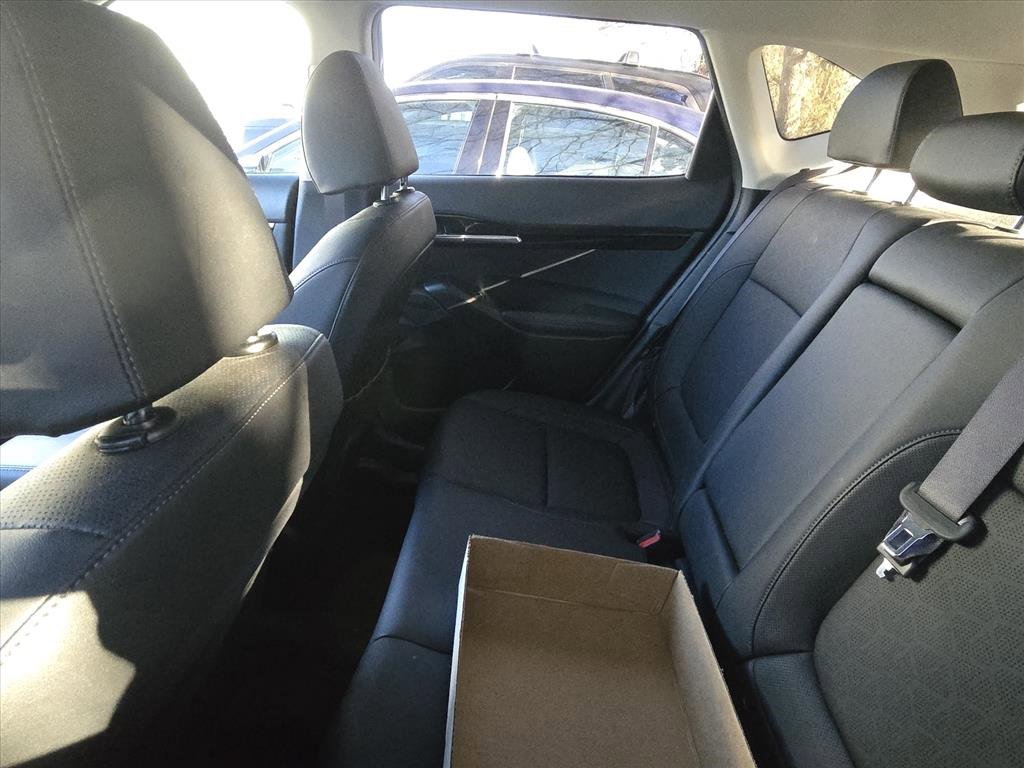 Used 2025 Kia Seltos EX image 7