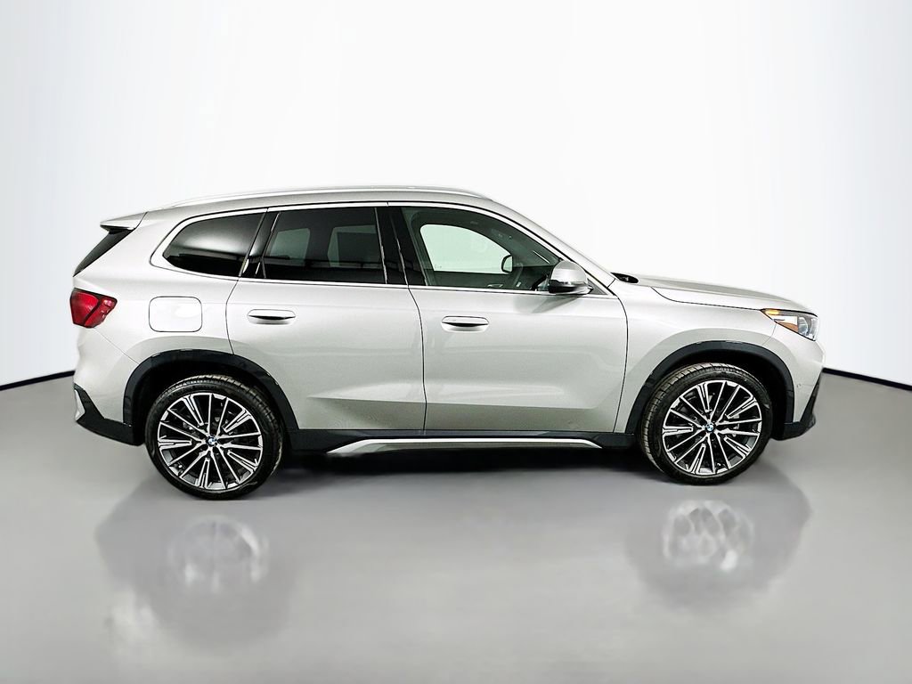 New 2026 BMW X1 xDrive28i w/ Convenience Package image 4