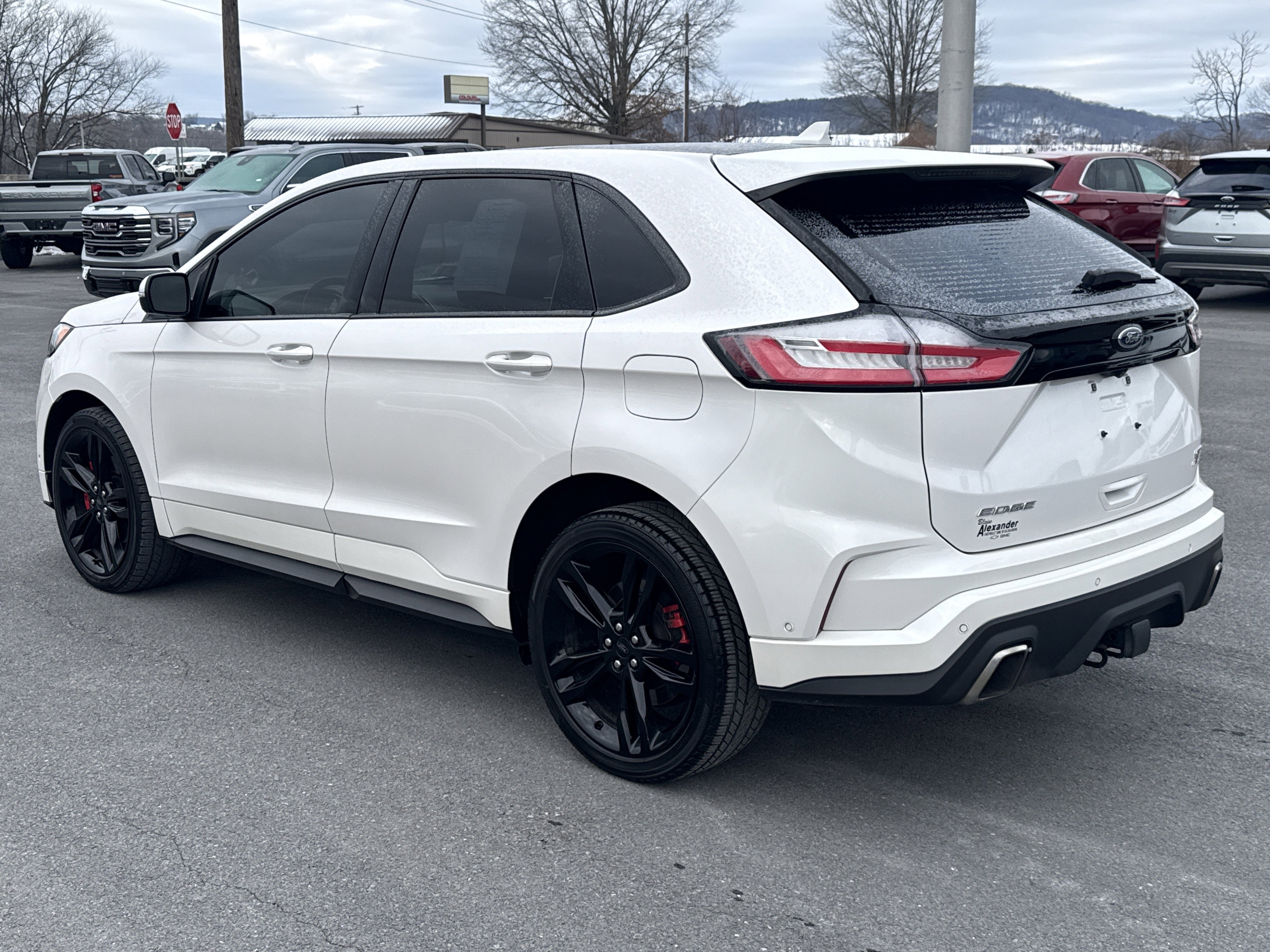 Used 2019 Ford Edge ST w/ Equipment Group 401A image 11