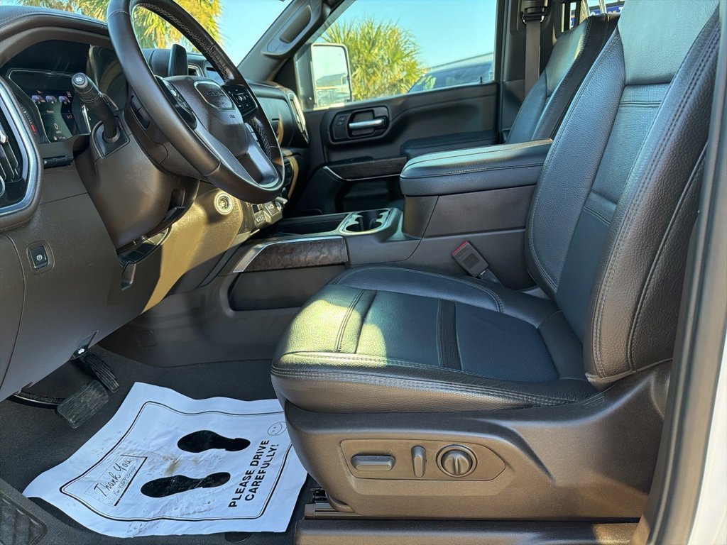 Used 2023 GMC Sierra 2500 Denali w/ Denali Ultimate Package image 8