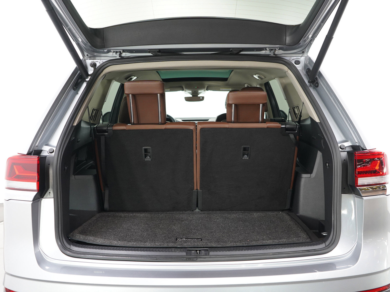 Used 2021 Volkswagen Atlas SEL image 17