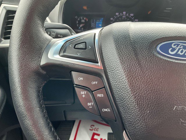 Used 2022 Ford Edge SEL w/ Convenience Package image 16