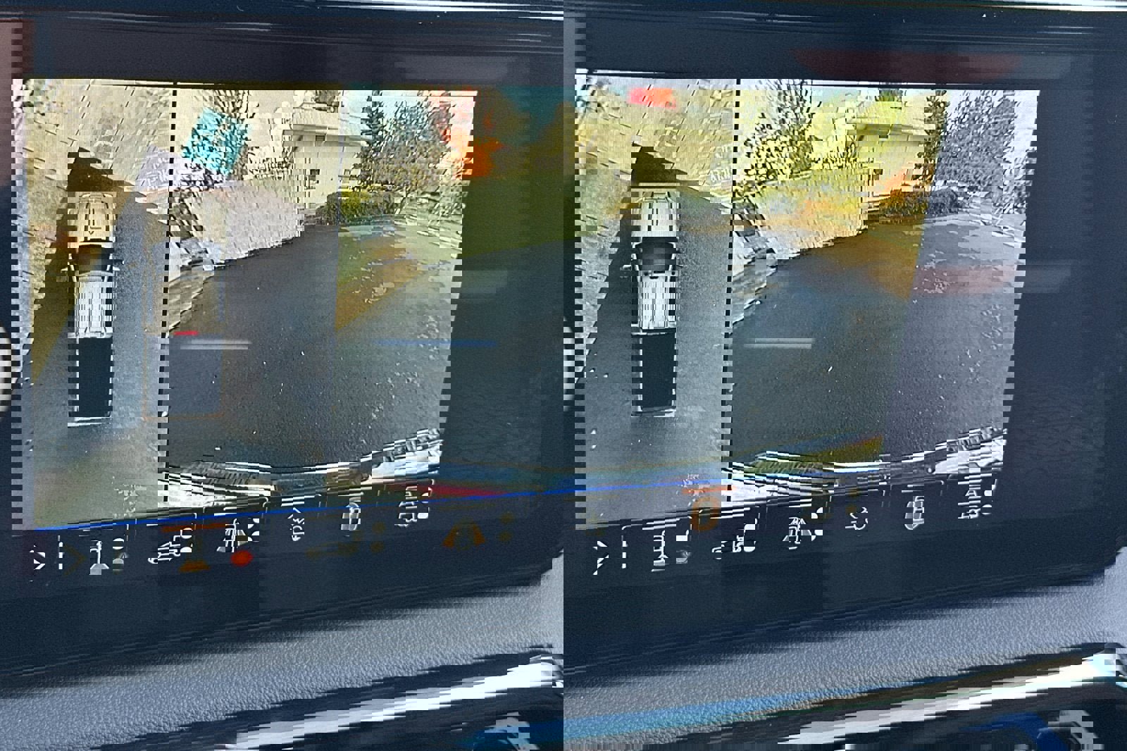 New 2026 GMC Sierra 3500 AT4 w/ AT4 Premium Plus Package image 17