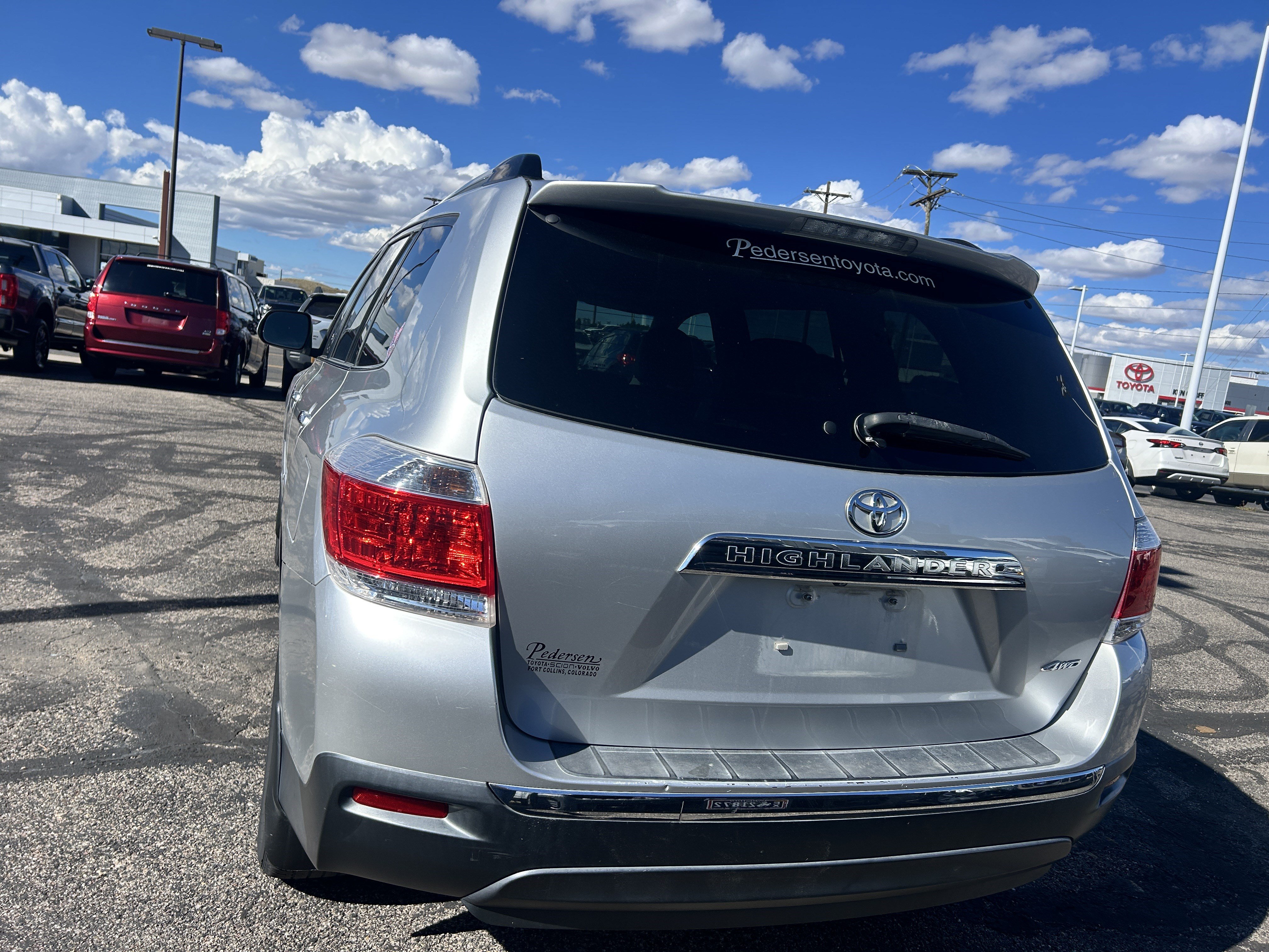 Used 2013 Toyota Highlander Limited AWD/4WD image 4