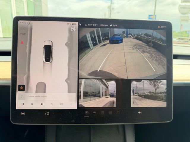 Used 2023 Tesla Model Y Long Range image 11