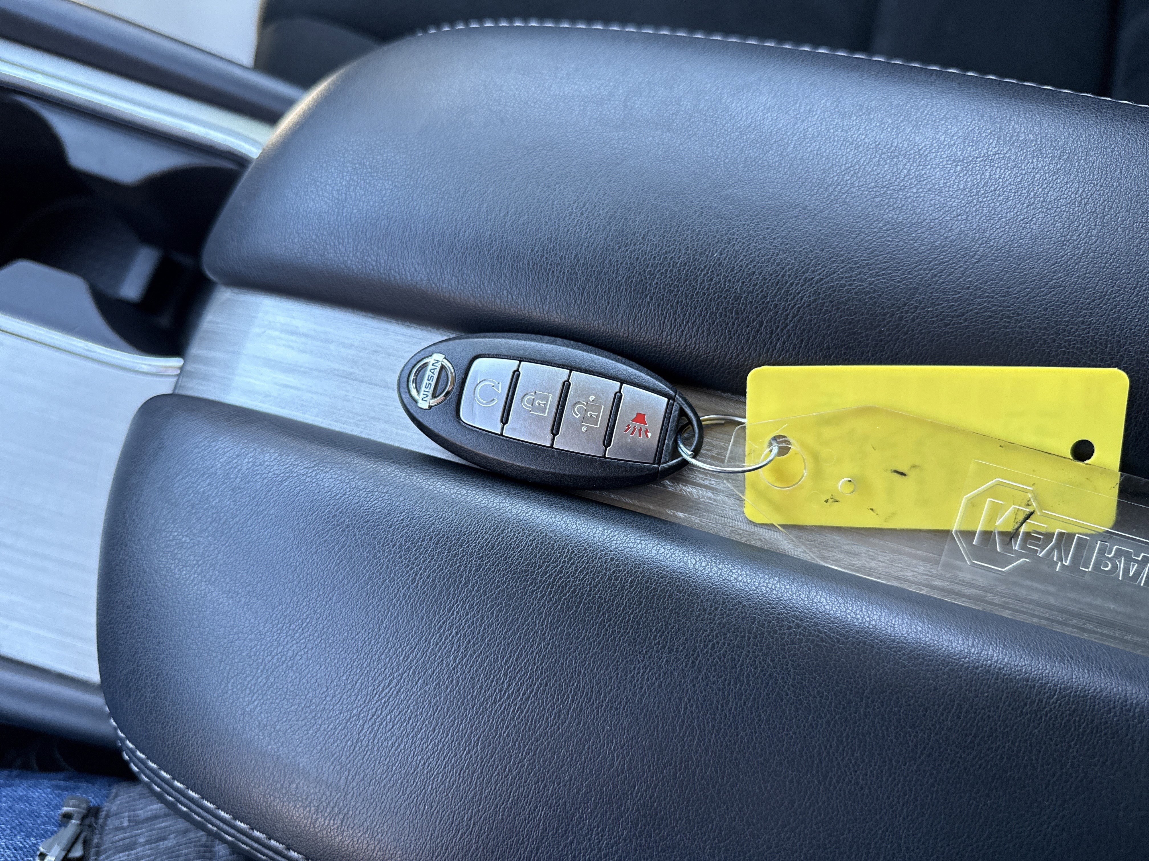 Used 2018 Nissan Murano SV image 27