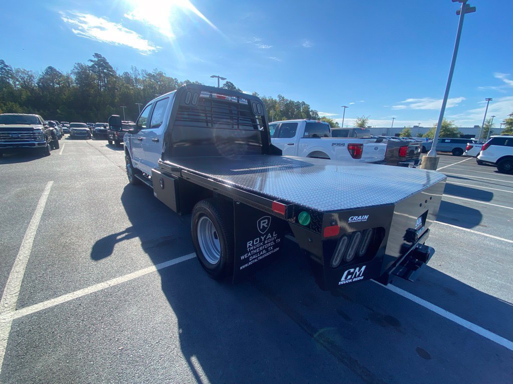 New 2026 Ford F350 XL w/ XL Chrome Package AWD/4WD image 5