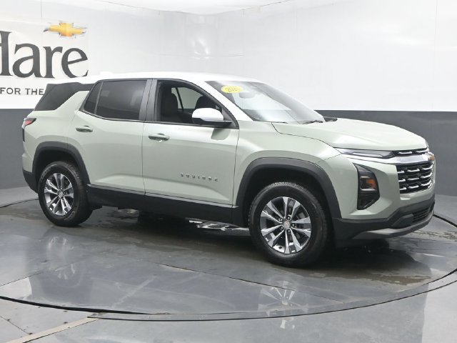 Used 2025 Chevrolet Equinox LT w/ Safety and Technology Package AWD/4WD image 6
