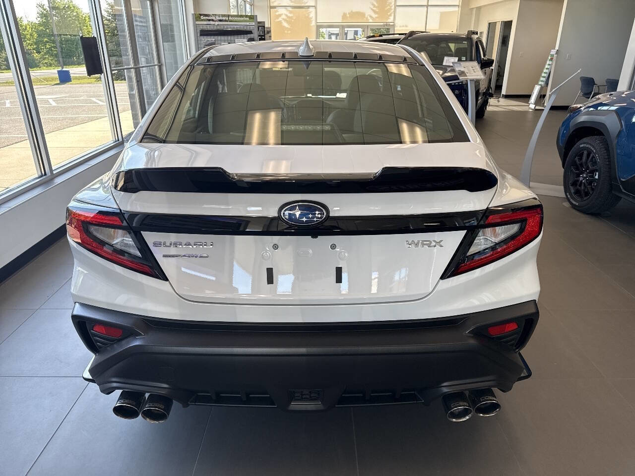 Used 2022 Subaru WRX Limited AWD/4WD image 3