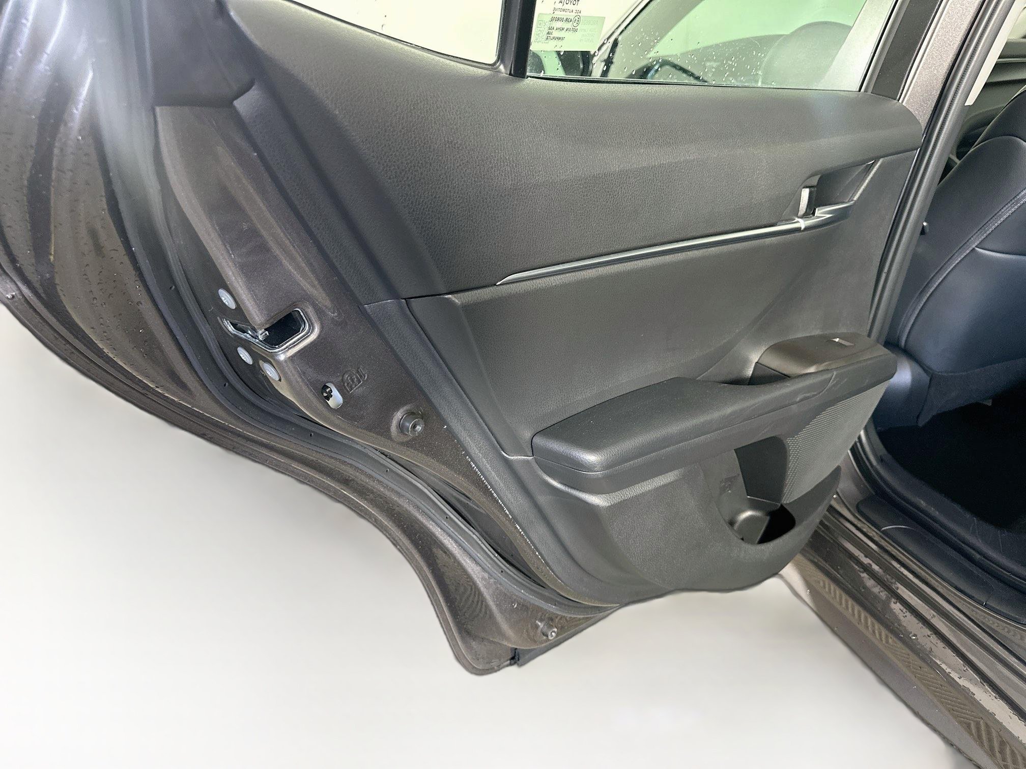 Used 2024 Toyota Camry SE FWD image 24