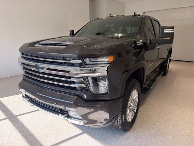 Used 2020 Chevrolet Silverado 2500 High Country w/ Z71 Off-Road Package AWD/4WD image 3