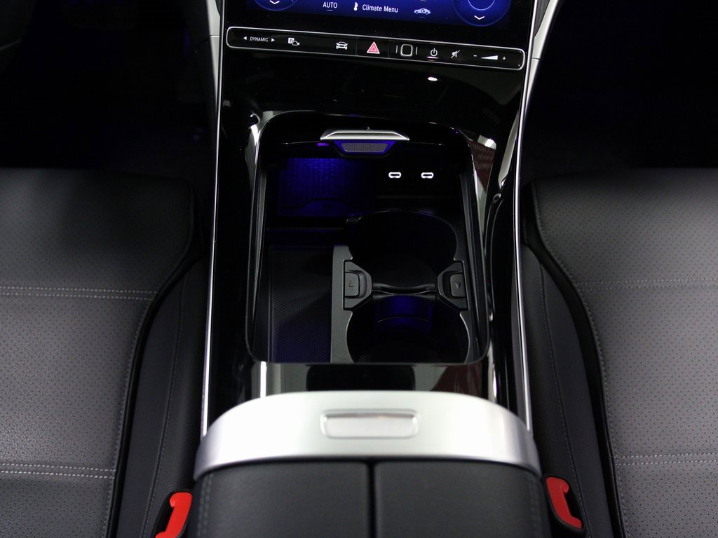 Certified 2025 Mercedes-Benz C 300 4MATIC Sedan image 16