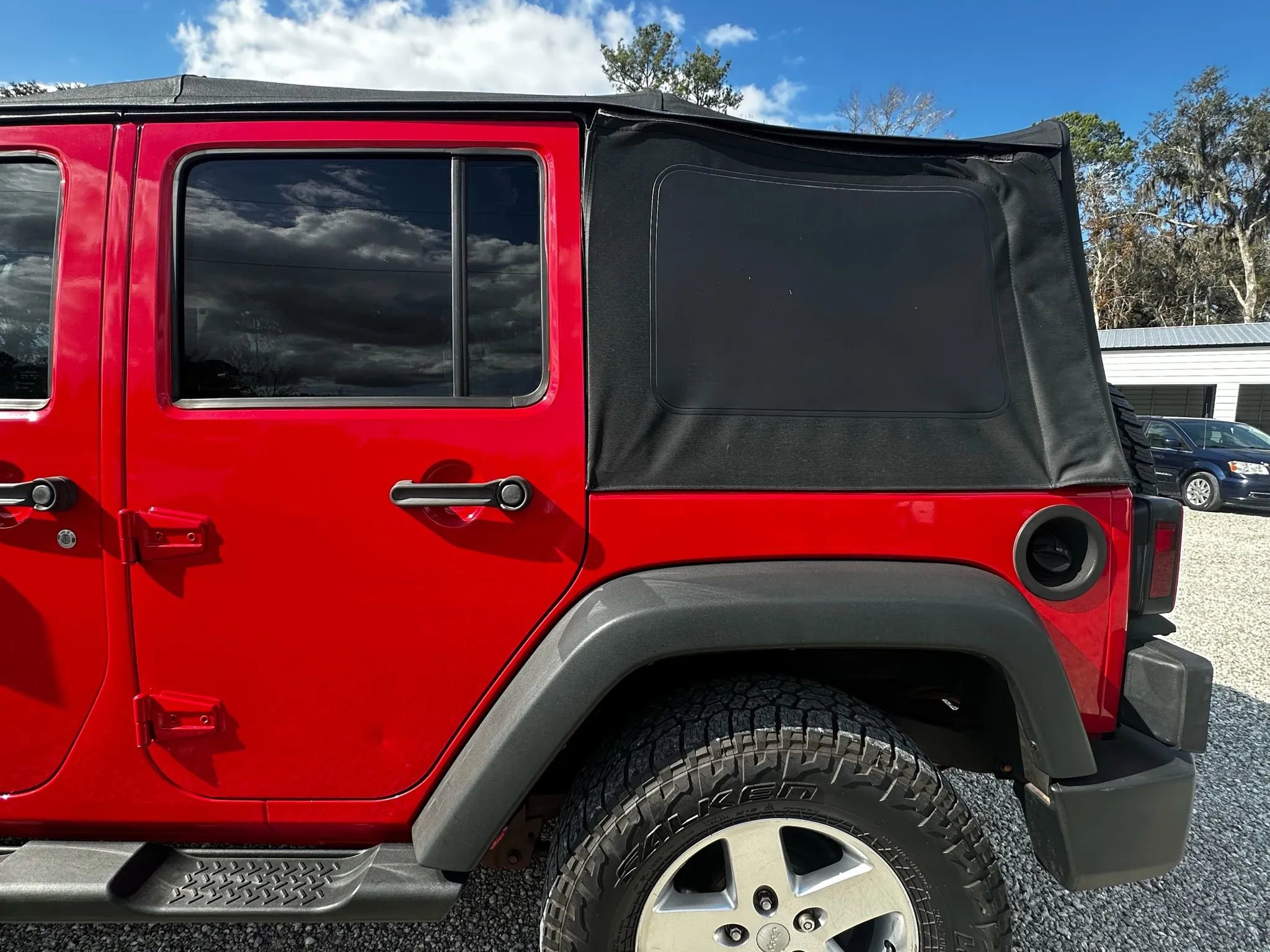 Used 2013 Jeep Wrangler Unlimited Sport AWD/4WD image 10