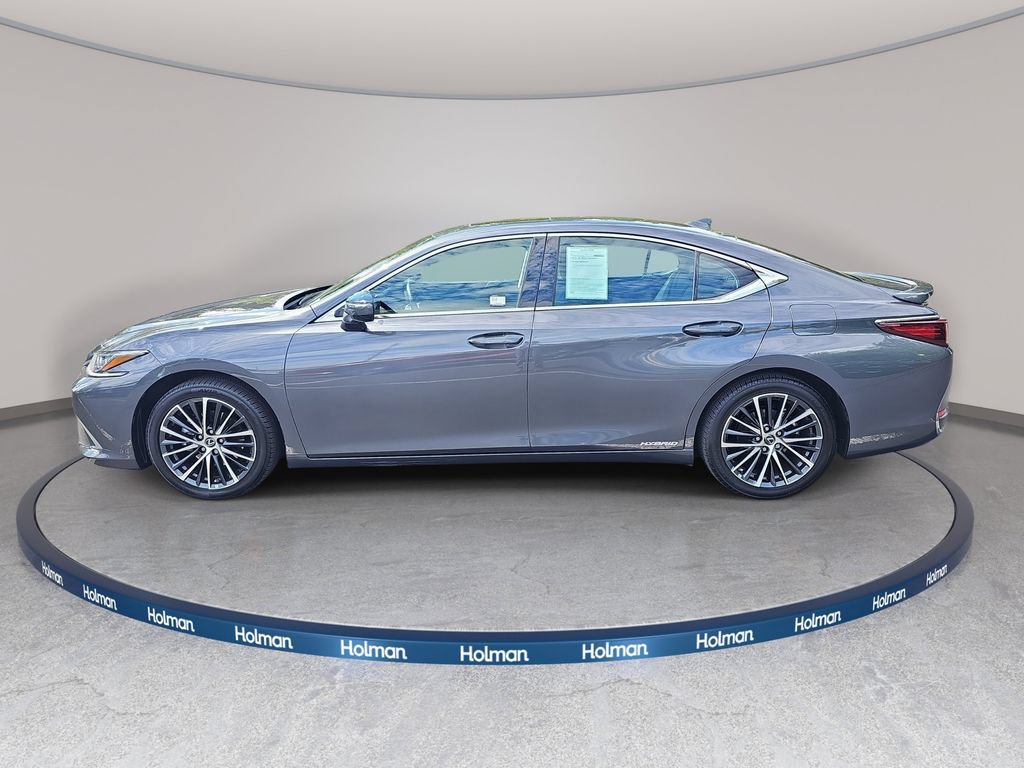 Certified 2022 Lexus ES 300h w/ Premium Package FWD image 8