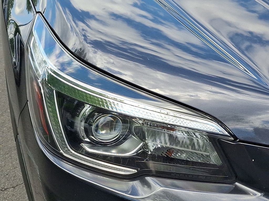 Used 2019 Subaru Forester Premium AWD/4WD image 9