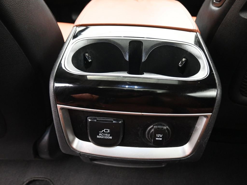 Used 2024 Kia Carnival SX Prestige image 41
