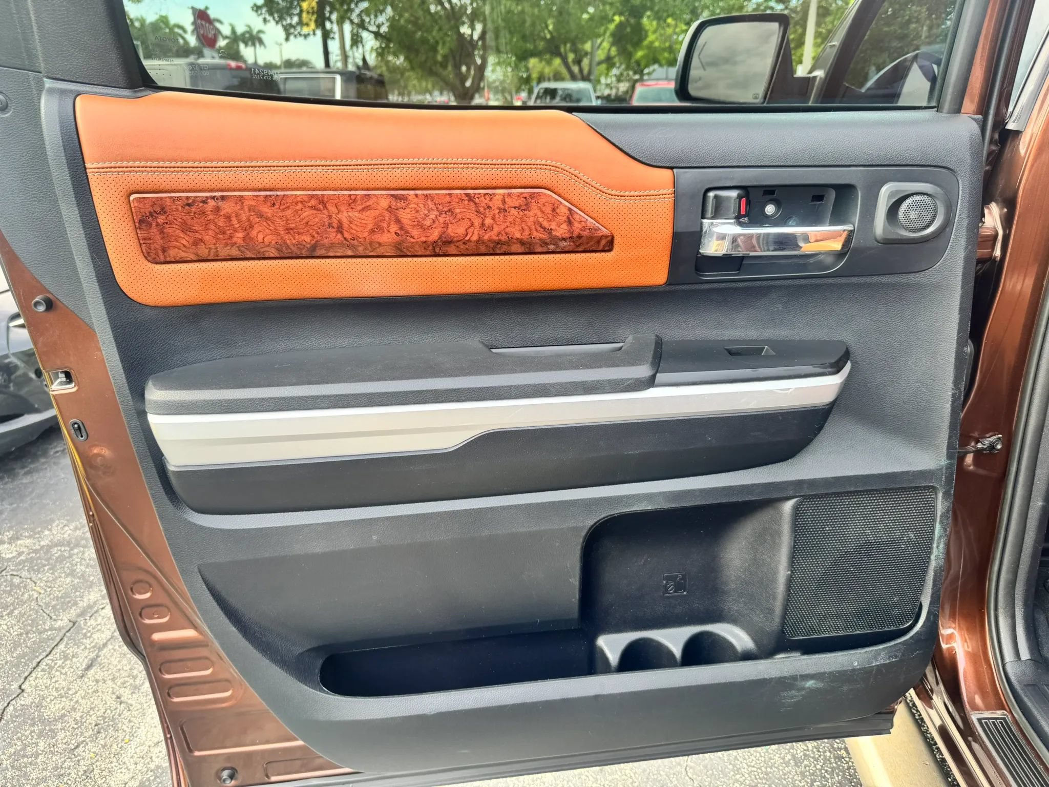 Used 2014 Toyota Tundra 1794 Edition AWD/4WD image 39