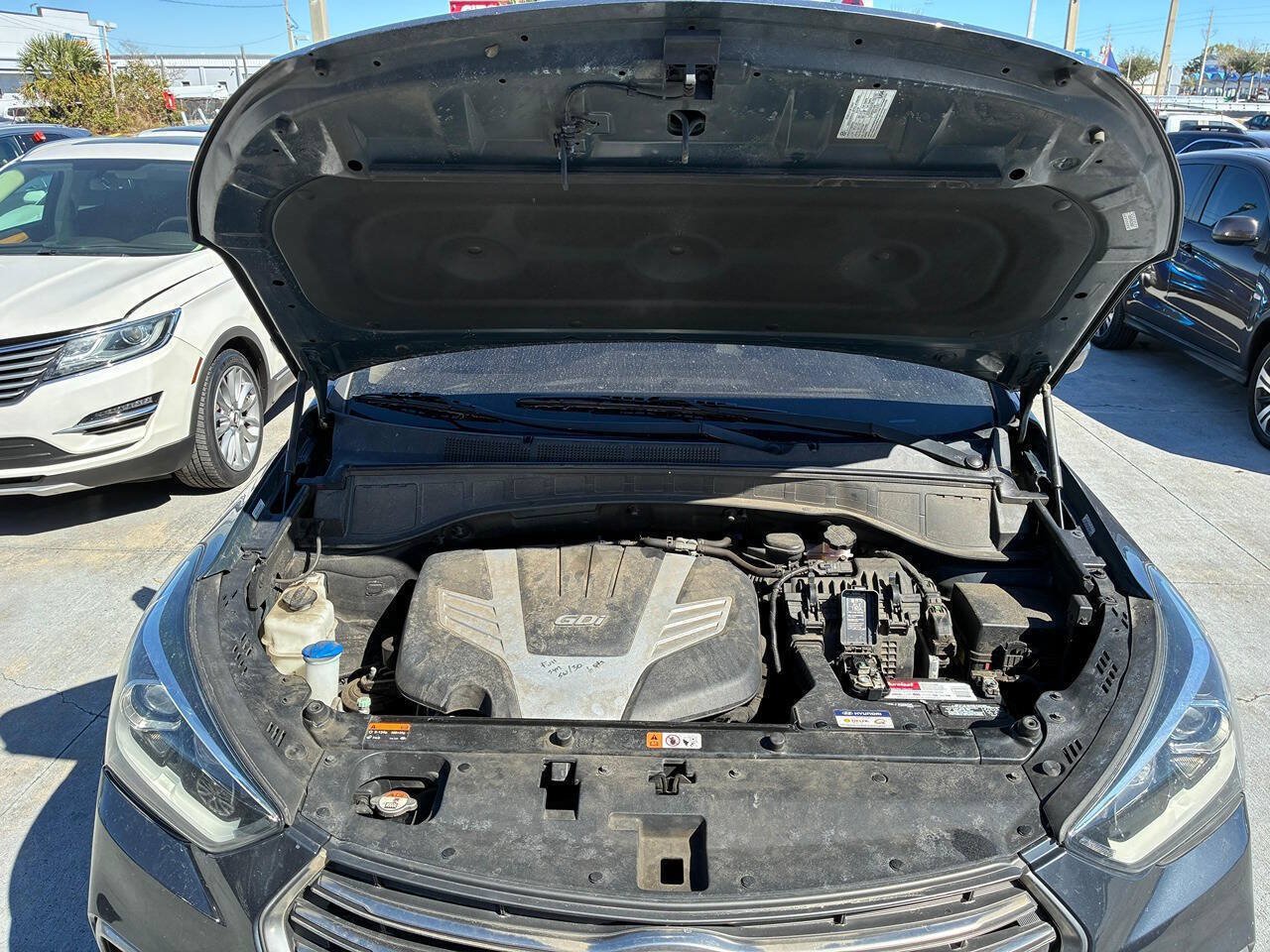 Used 2019 Hyundai Santa Fe XL SE AWD/4WD image 17