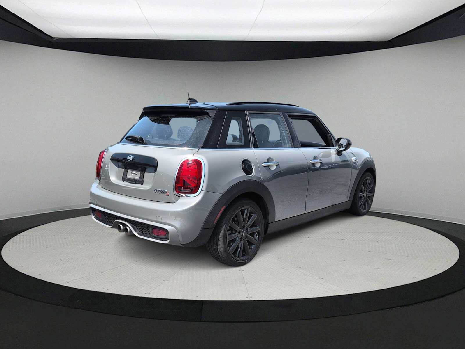 Used 2020 MINI Cooper S w/ Storage Package FWD image 8