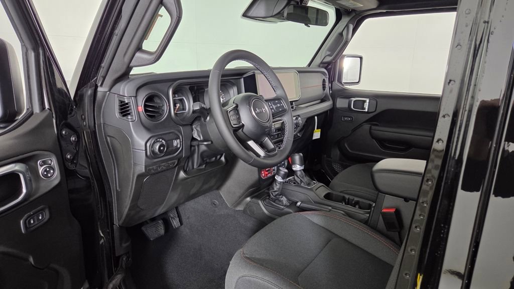 New 2026 Jeep Wrangler Unlimited Rubicon AWD/4WD image 13
