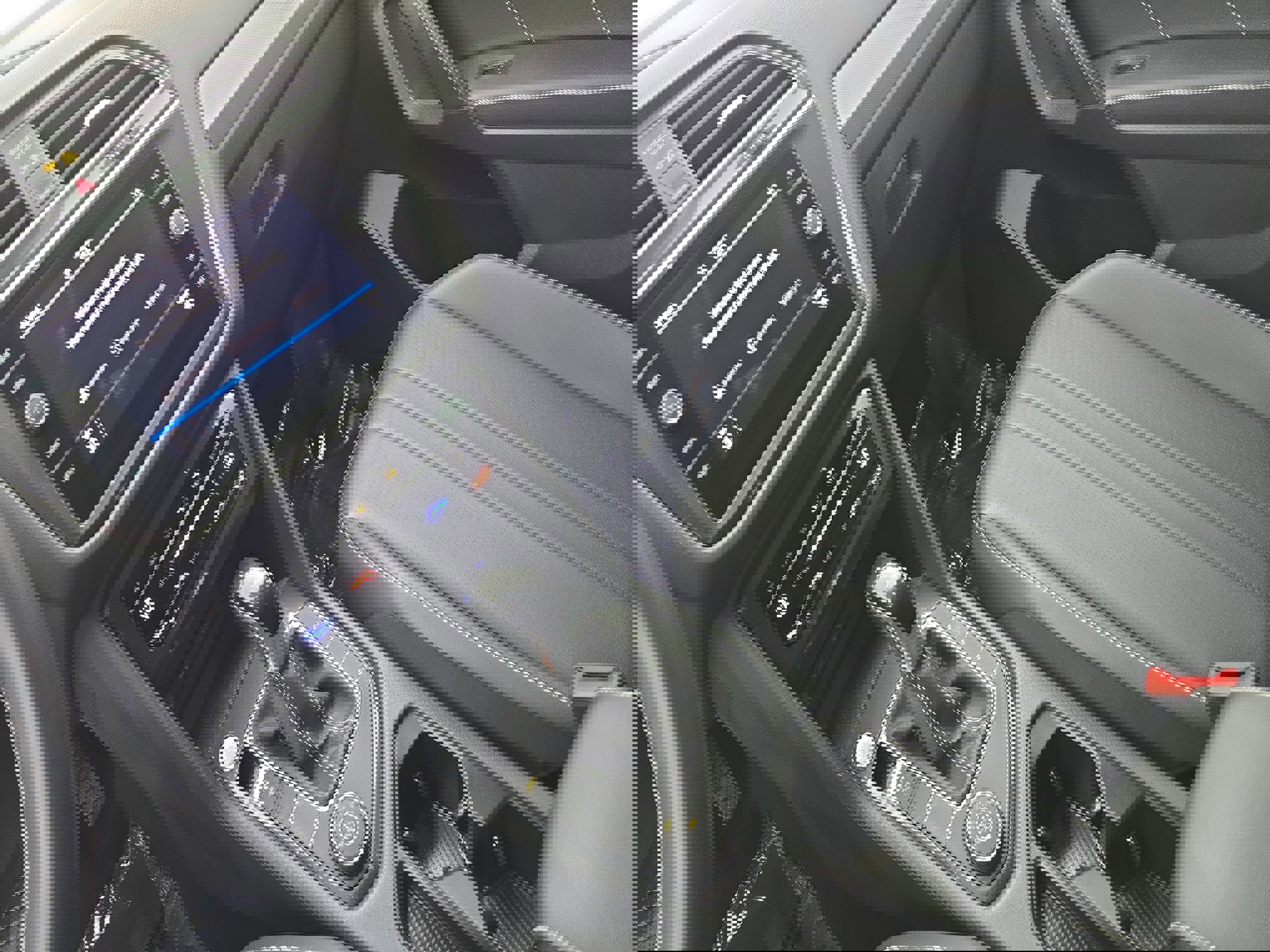 Certified 2022 Volkswagen Tiguan SE image 24