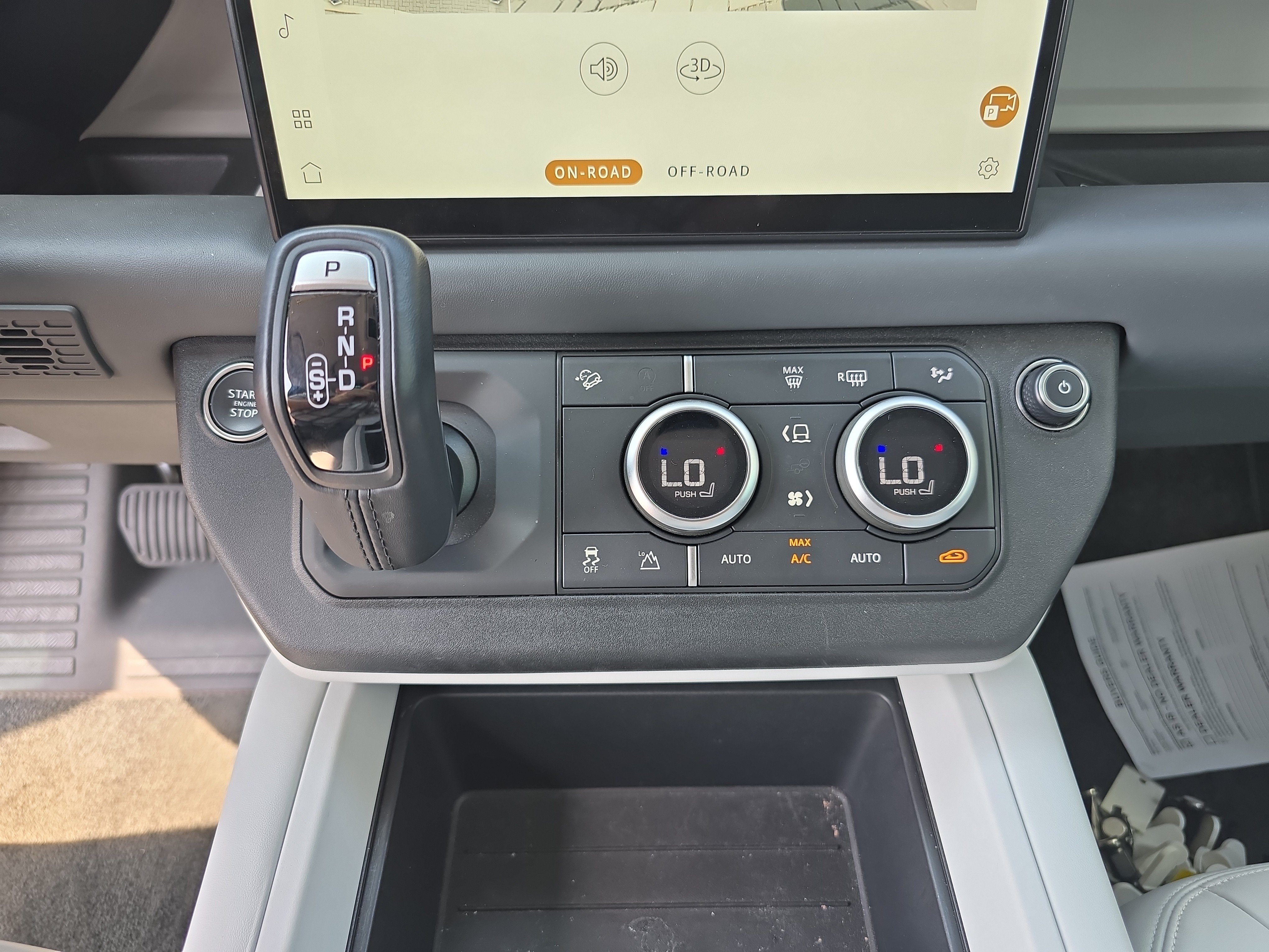 Certified 2025 Land Rover Defender 110 S AWD/4WD image 28