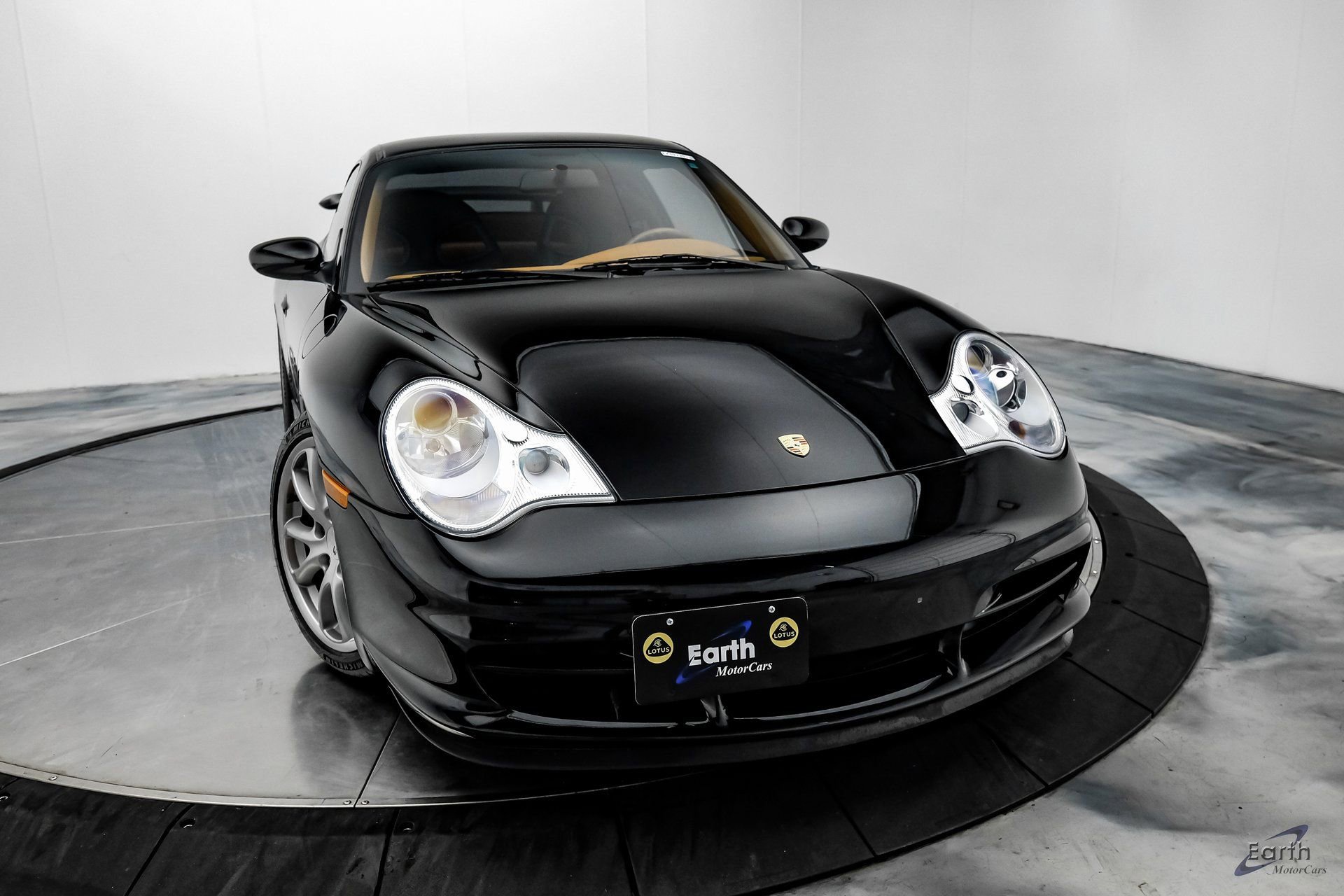 Used 2004 Porsche 911 GT3 RWD image 22