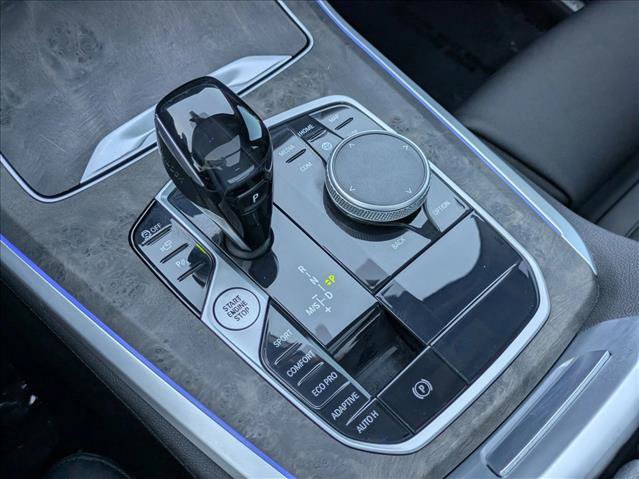 Used 2022 BMW X5 sDrive40i w/ Parking Assistance Package image 12