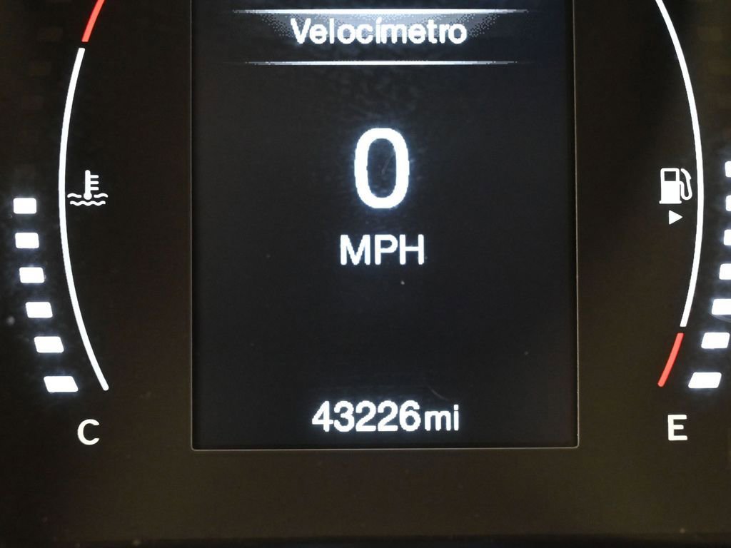 Used 2021 Jeep Compass Latitude image 24